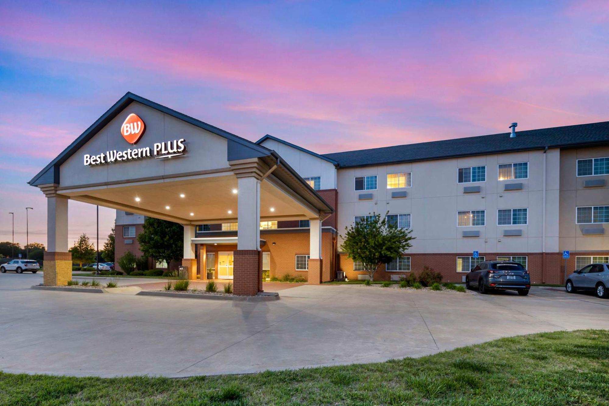 Best Western Plus Patterson Park Inn Arkansas City Bagian luar foto